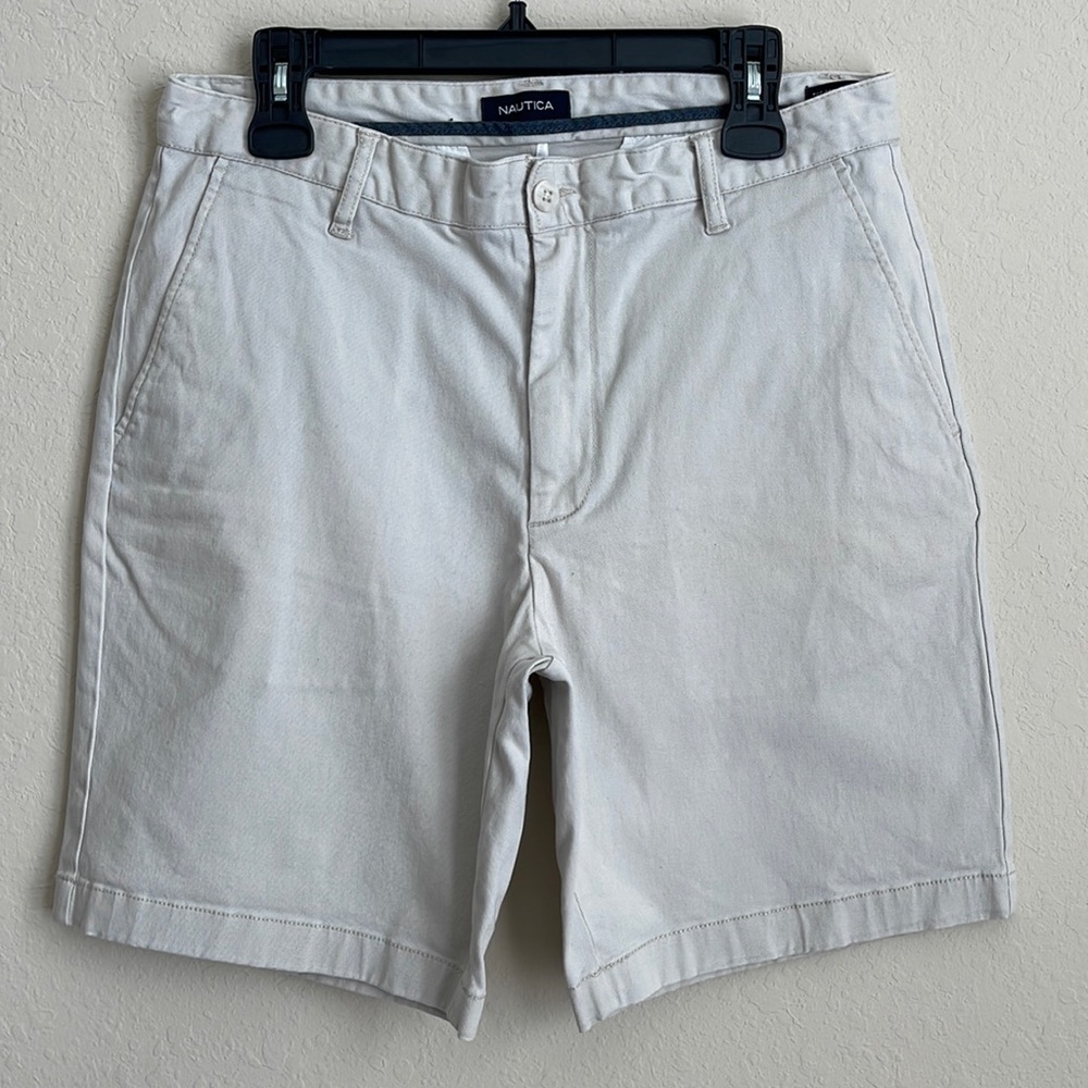 Natuica Mens Short. Size: 33